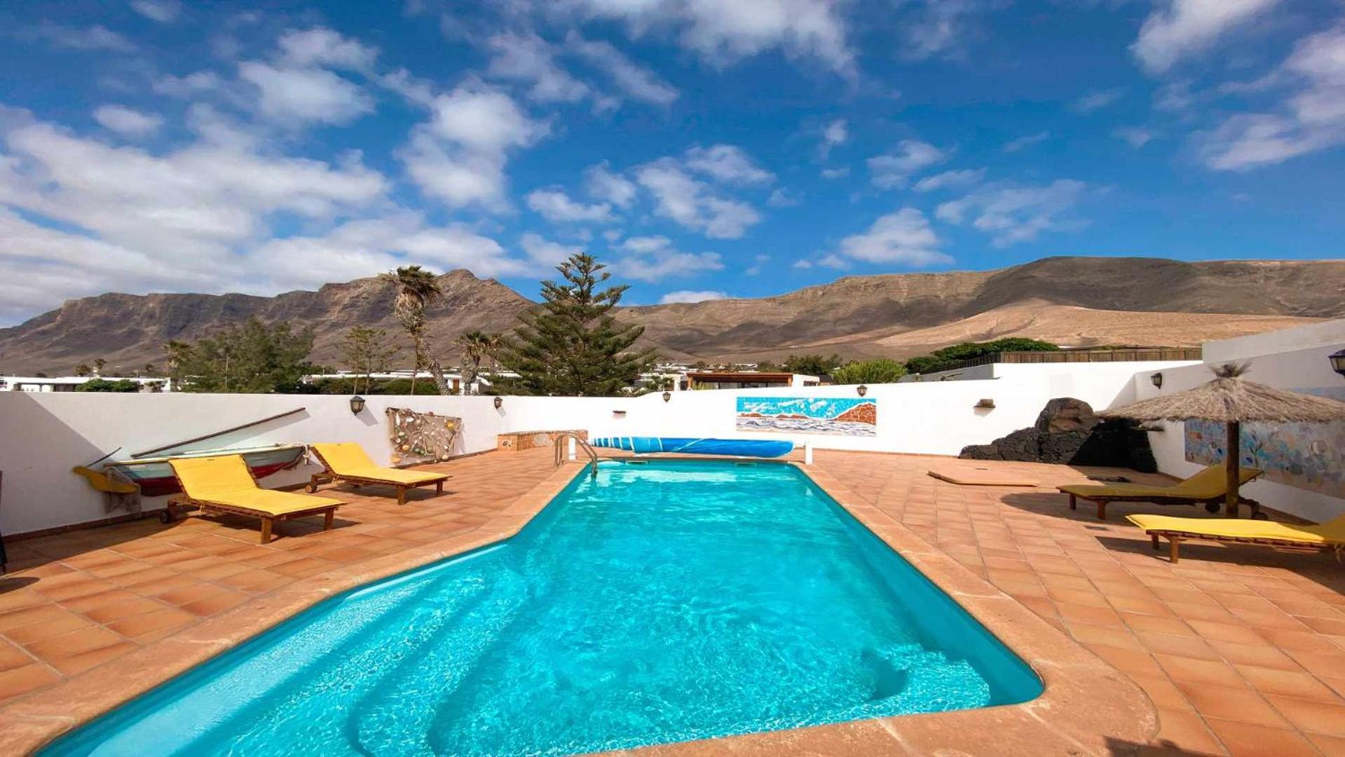 Bungalow Allende Famara Con Piscina Privada Y Ac Exterior foto